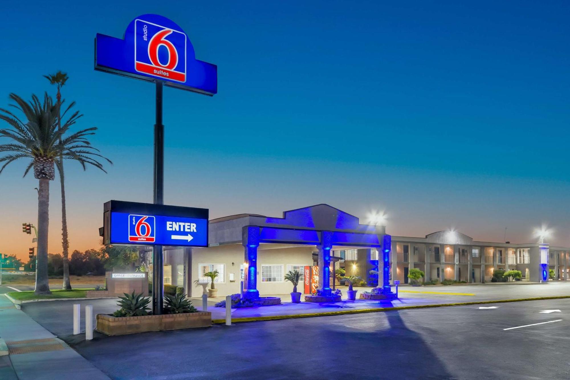 Studio 6 Suites Madera, Ca Yosemite ภายนอก รูปภาพ